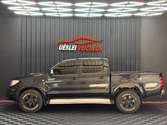TOYOTA HILUX 3.0 SRV 4X4 CD 16V TURBO INTERCOOLER DIESEL 4P AUTOMÁTICO TOYOTA HILUX 3.0 SRV 4X4 CD 16V TURBO INTERCOOLER DIESEL 4P AUTOMÁTICO